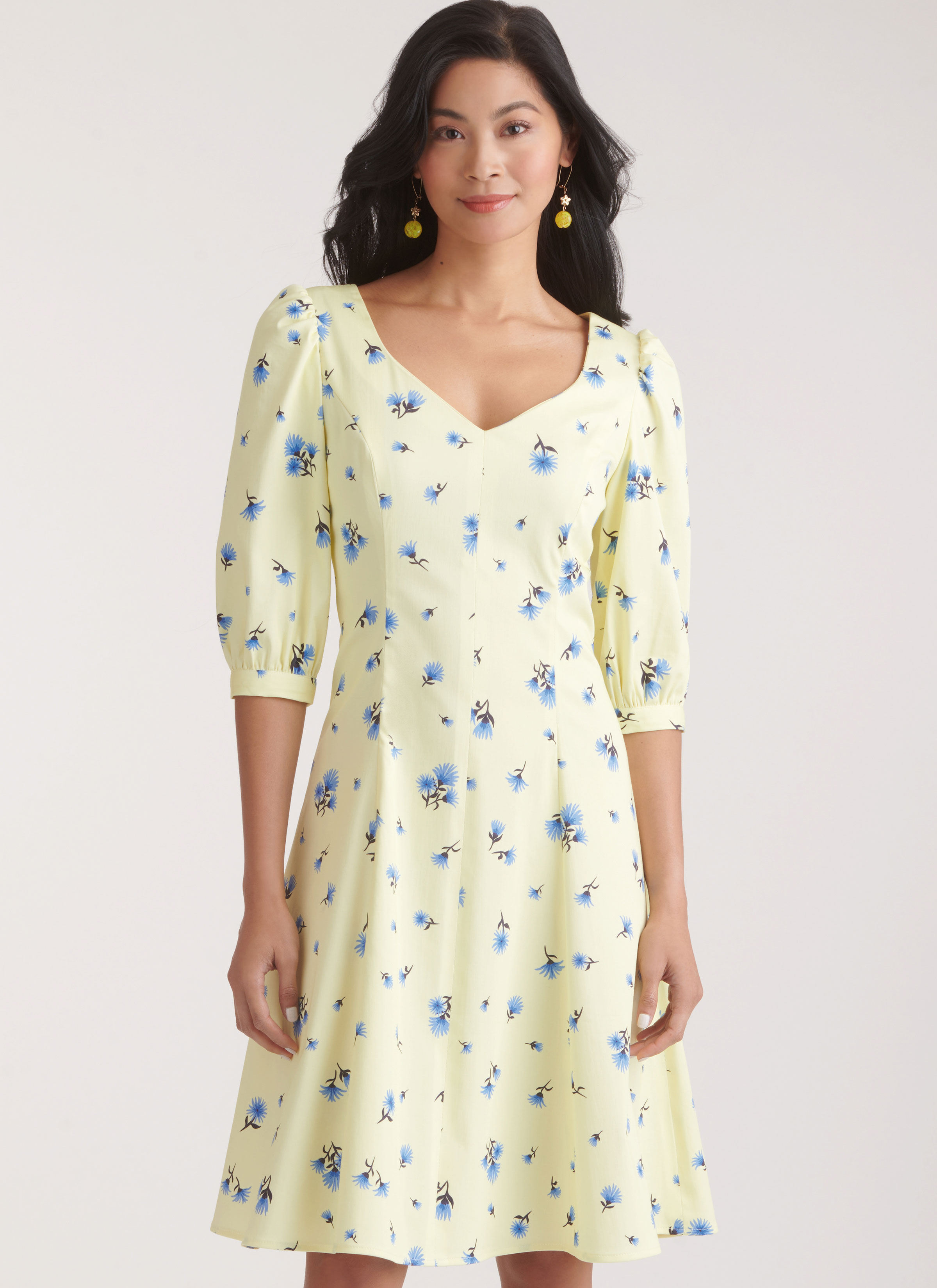 Patron New Look 6776 - Robe Avec Variations de Manches pour Jeunes Femmes