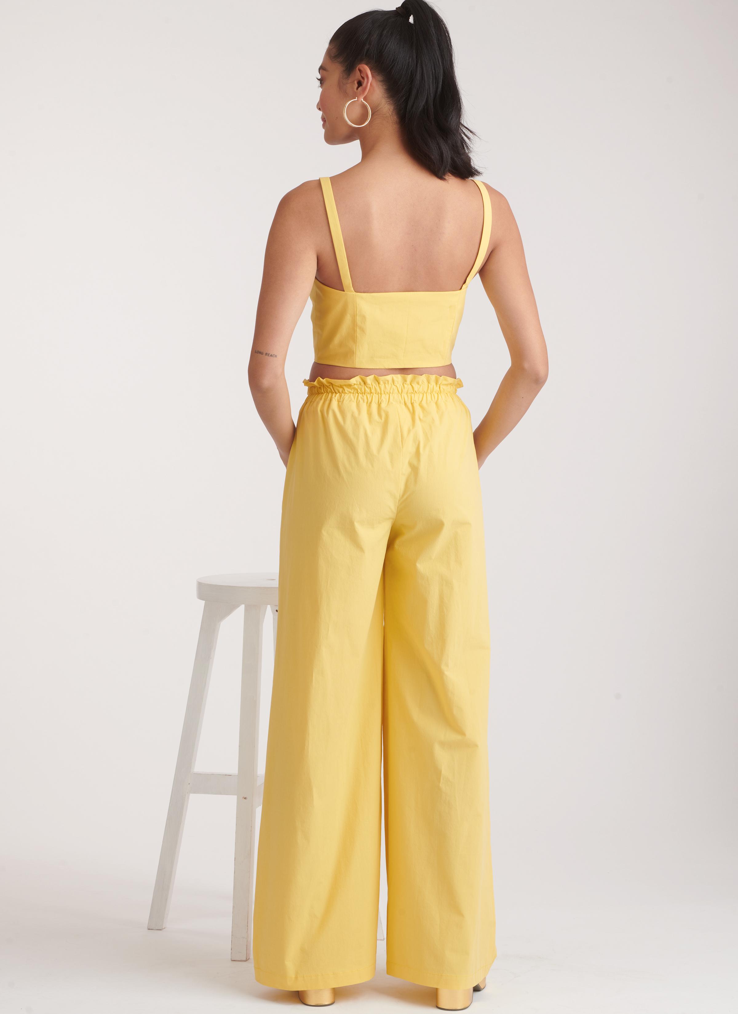 Patron New Look 6779 - Brassière et Pantalon pour Jeunes Femmes